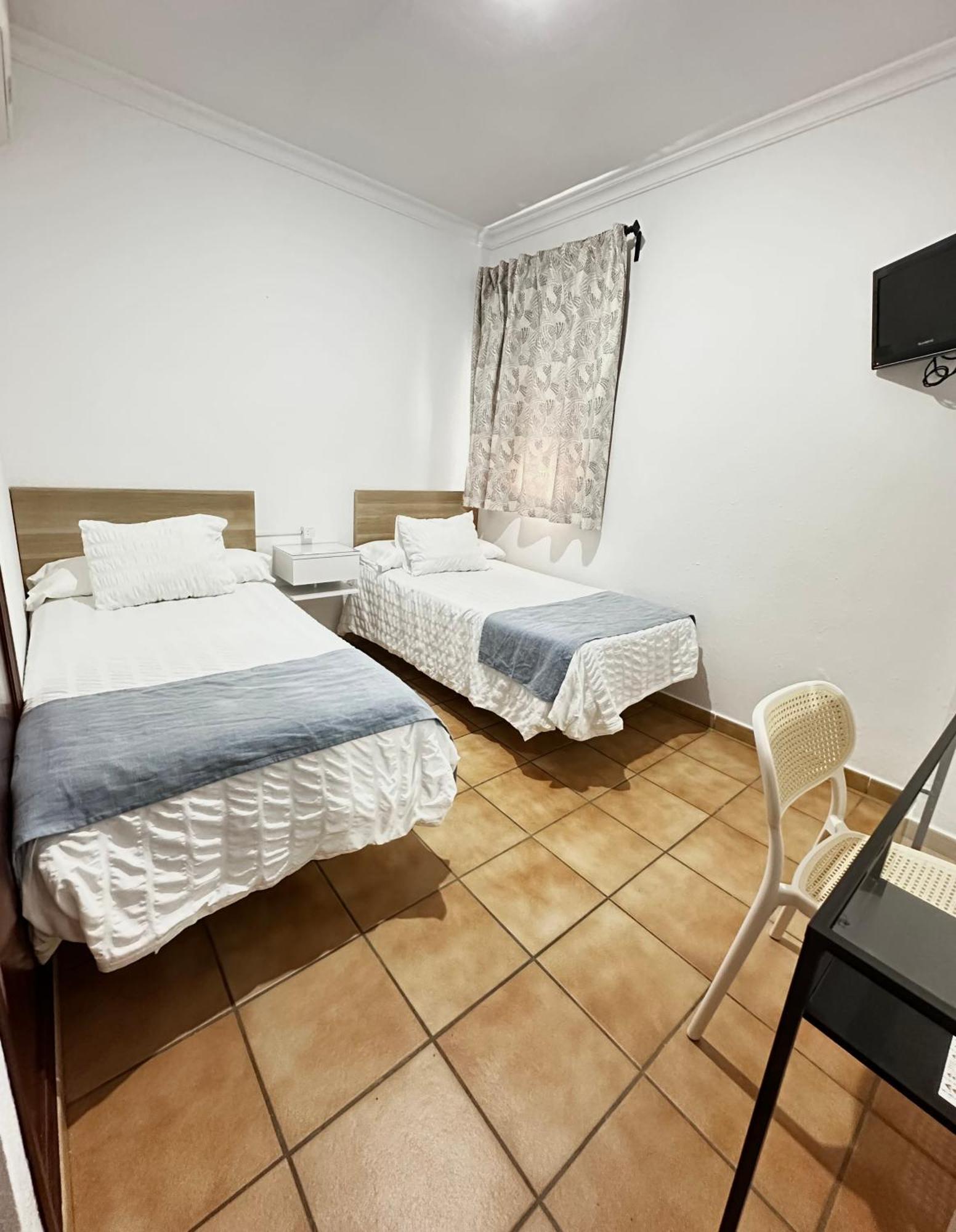 לבריחה Hostal Mellizo מראה חיצוני תמונה
