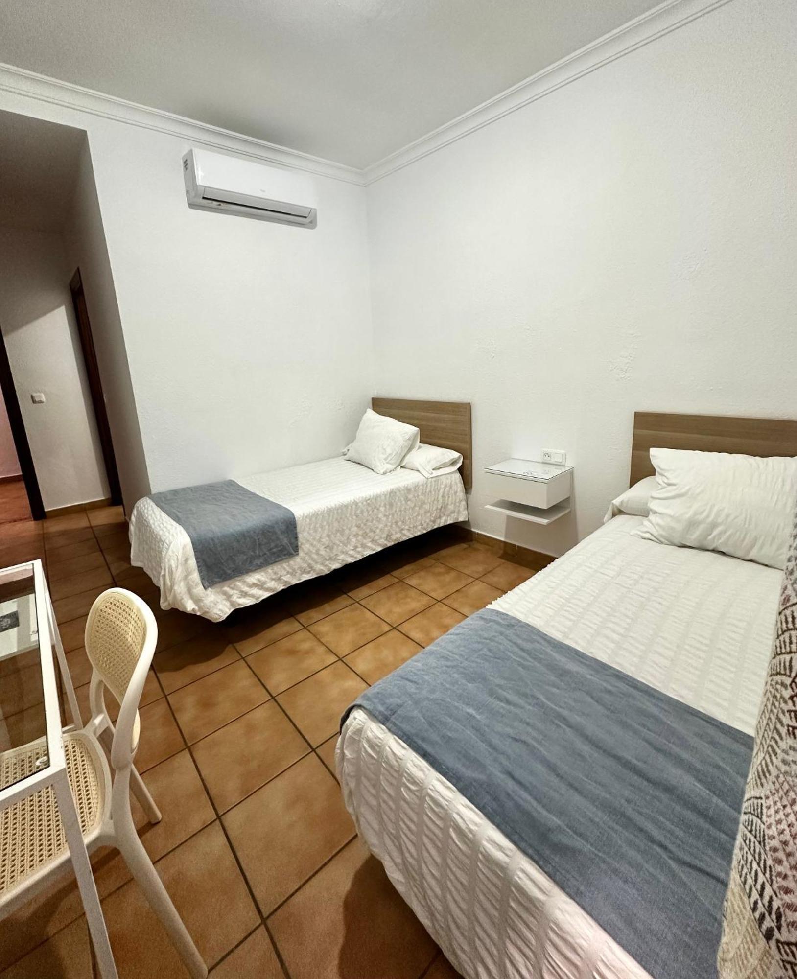 לבריחה Hostal Mellizo מראה חיצוני תמונה
