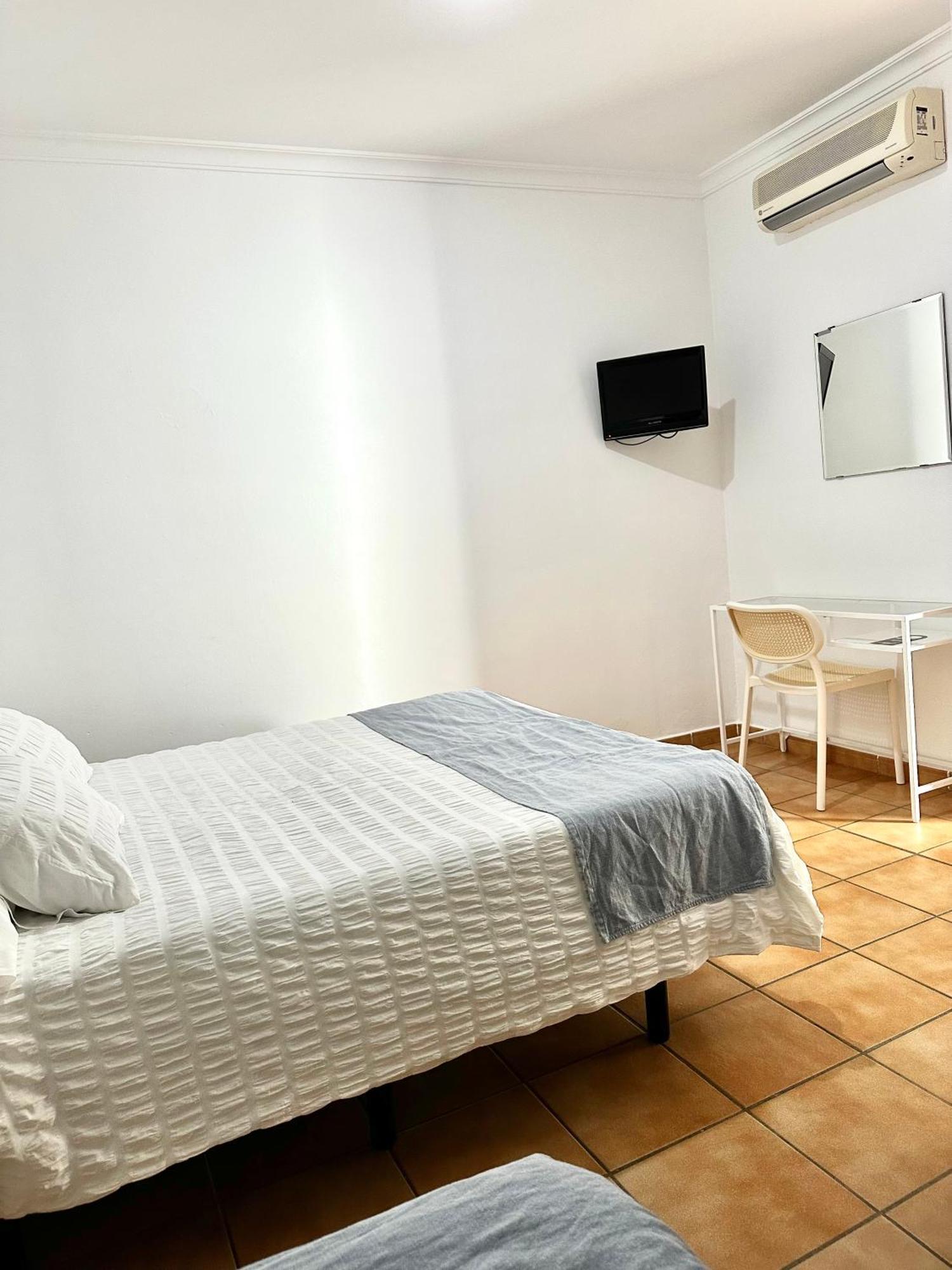 לבריחה Hostal Mellizo מראה חיצוני תמונה